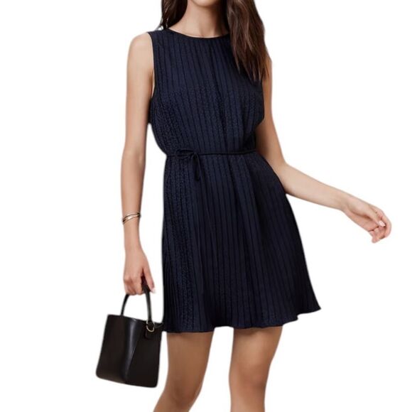 Banana Republic Jacquard Navy Pleated Mini Dress, Size XL, NWT - Picture 1 of 9